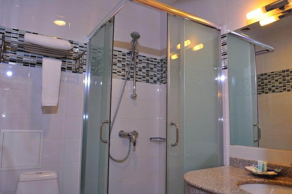 Inn Ozz Astana מראה חיצוני תמונה