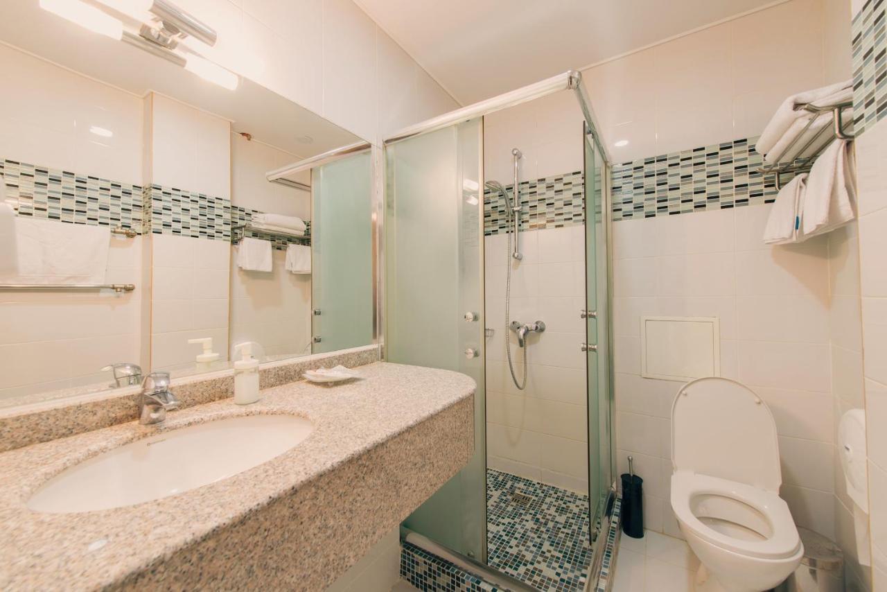 Inn Ozz Astana מראה חיצוני תמונה