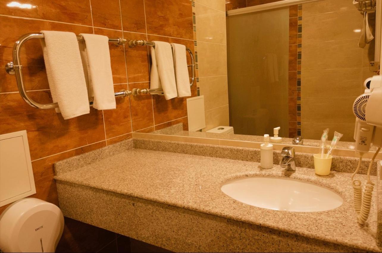 Inn Ozz Astana מראה חיצוני תמונה