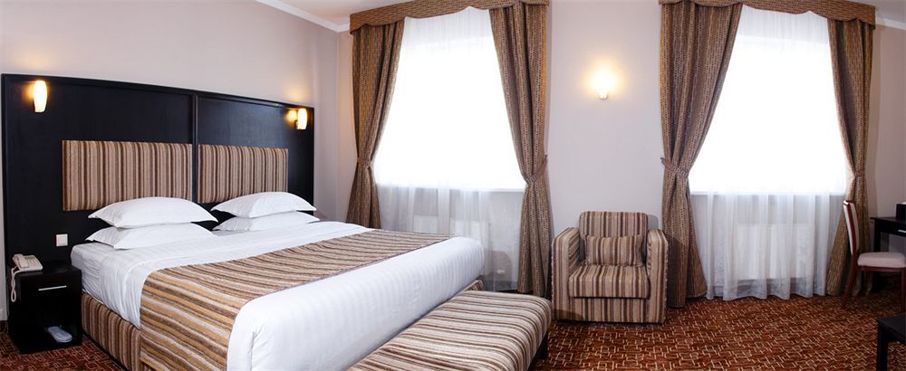 Inn Ozz Astana מראה חיצוני תמונה